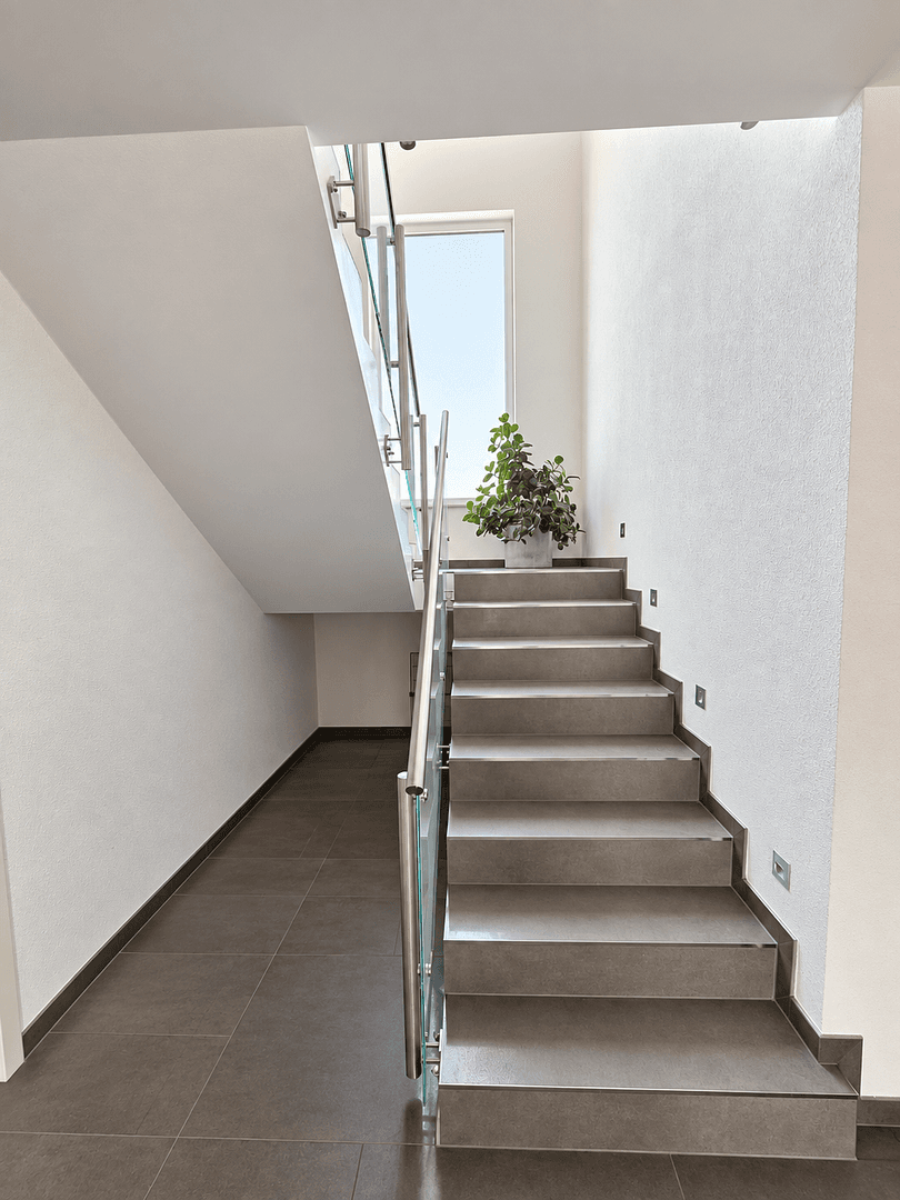 Predaj domu 191 m², pozemok 740 m², Eschach, Bádensko-Wurttembersko Predaj domu 191 m², pozemok 740 m², Eschach, Bádensko-Wurttembersko
