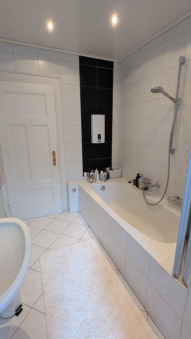 Predaj bytu 5-izbový 155 m², Weisenbach, Bádensko-Wurttembersko Predaj bytu 5-izbový 155 m², Weisenbach, Bádensko-Wurttembersko