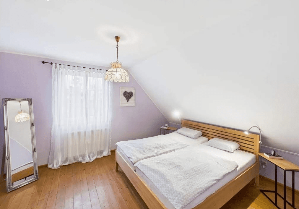 Predaj domu 154 m², pozemok 1.200 m², Kühlenthal, Bavorsko Predaj domu 154 m², pozemok 1.200 m², Kühlenthal, Bavorsko