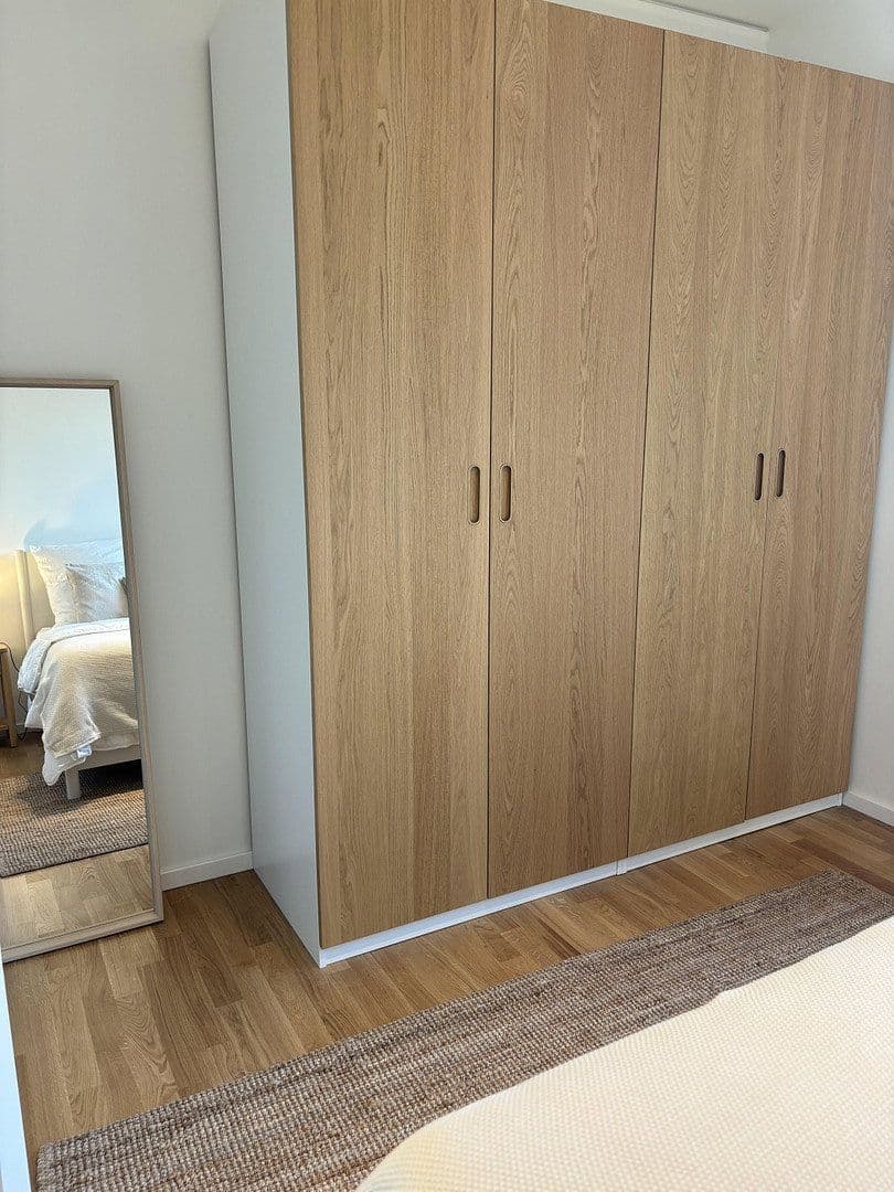 Prenájom bytu 2-izbový 56 m², Berlin, Berlín Prenájom bytu 2-izbový 56 m², Berlin, Berlín
