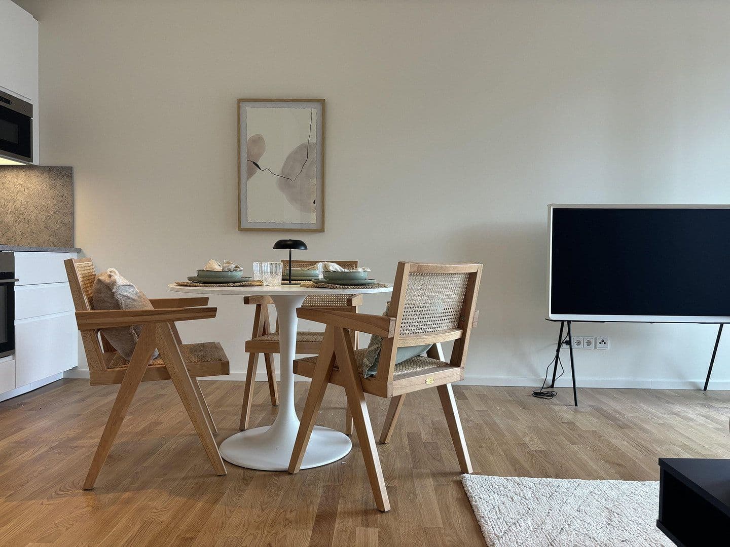Prenájom bytu 2-izbový 56 m², Berlin, Berlín Prenájom bytu 2-izbový 56 m², Berlin, Berlín