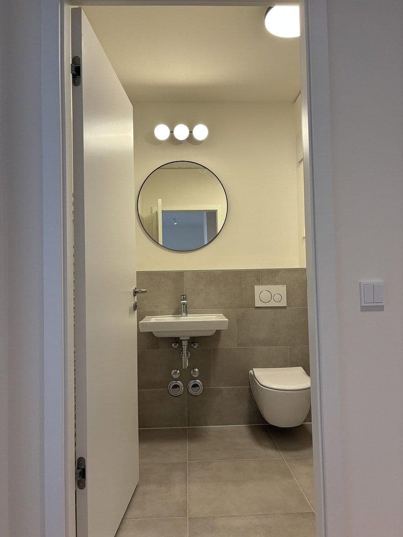 Prenájom bytu 2-izbový 56 m², Berlin, Berlín Prenájom bytu 2-izbový 56 m², Berlin, Berlín