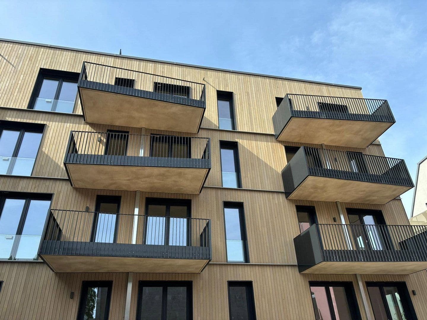Prenájom bytu 2-izbový 56 m², Berlin, Berlín Prenájom bytu 2-izbový 56 m², Berlin, Berlín