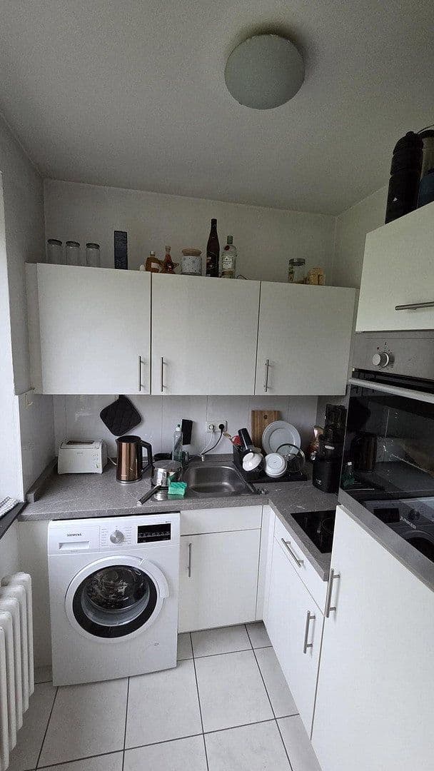 Prenájom bytu 1-izbový 35 m², Kulenkampffallee 137, Bremen, Brémy Prenájom bytu 1-izbový 35 m², Kulenkampffallee 137, Bremen, Brémy
