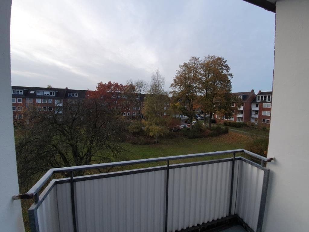 Prenájom bytu 1-izbový 35 m², Kulenkampffallee 137, Bremen, Brémy Prenájom bytu 1-izbový 35 m², Kulenkampffallee 137, Bremen, Brémy