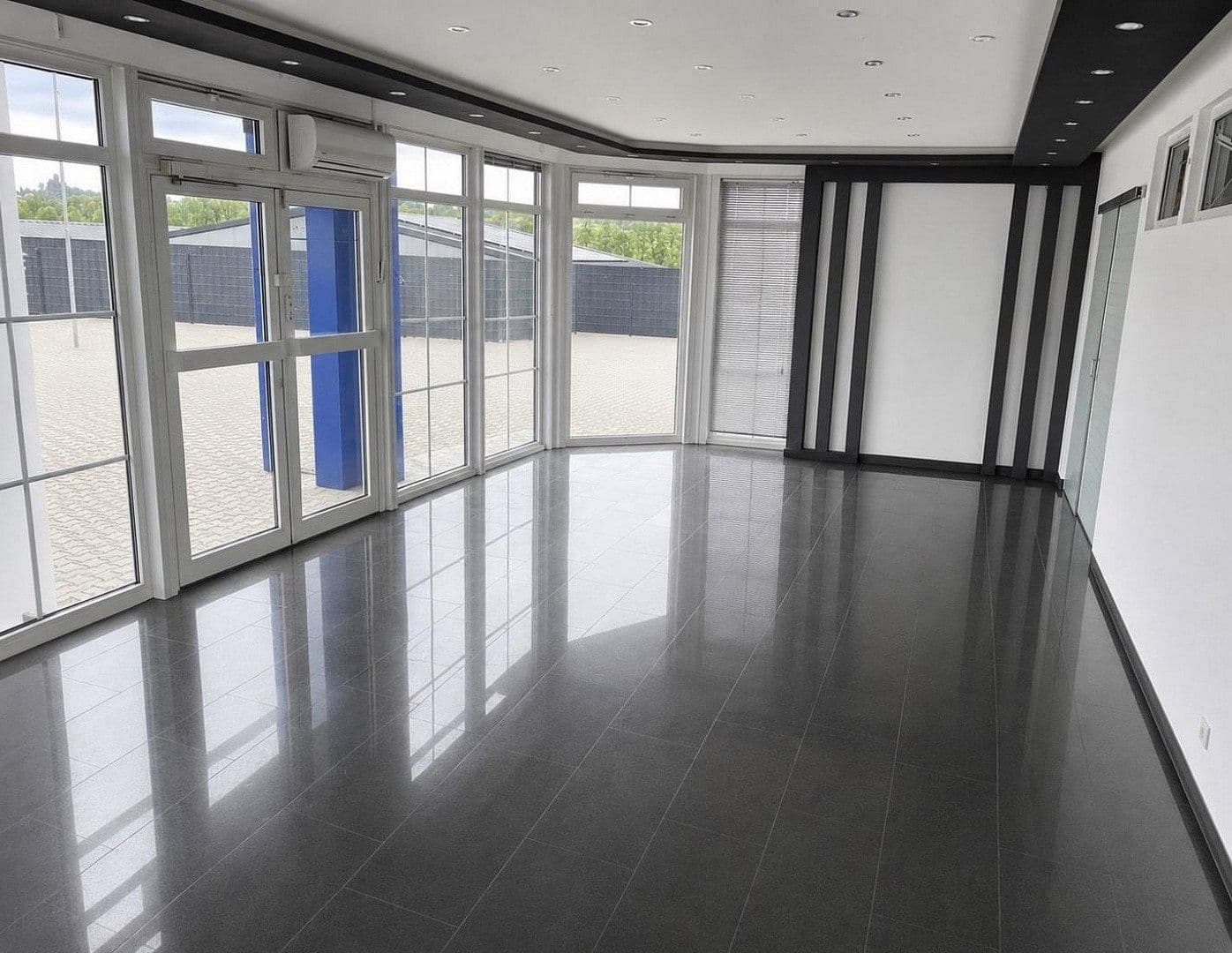 Prenájom nebytového priestoru 60 m², Am Römerhof 16, Münzenberg, Hesensko Prenájom nebytového priestoru 60 m², Am Römerhof 16, Münzenberg, Hesensko