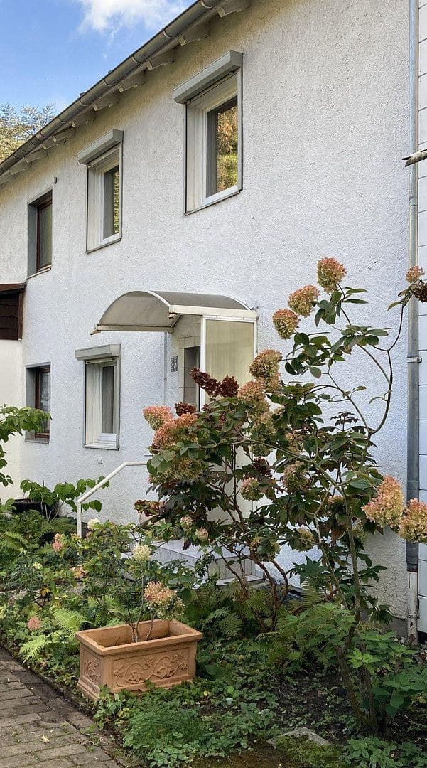 Predaj domu 75 m², pozemok 225 m², Hannover, Dolné Sasko Predaj domu 75 m², pozemok 225 m², Hannover, Dolné Sasko