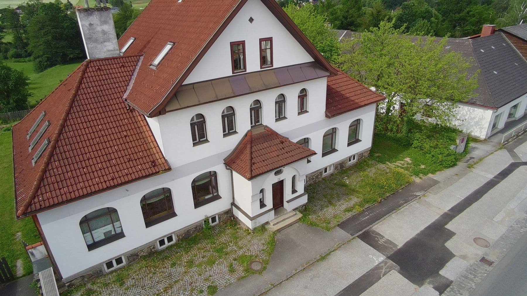 Predaj domu 330 m², pozemok 1.425 m², Bundesstr. 5, Schwarzenau, Dolné Rakúsko Predaj domu 330 m², pozemok 1.425 m², Bundesstr. 5, Schwarzenau, Dolné Rakúsko