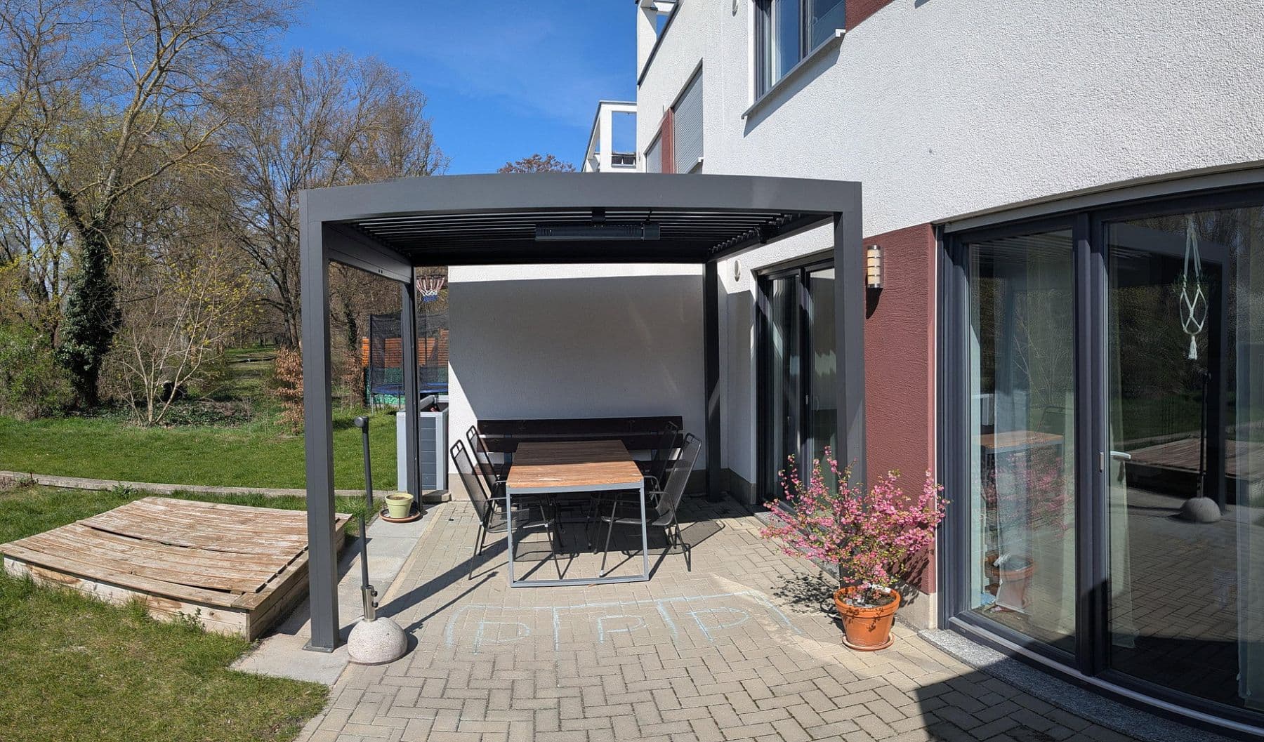 Predaj domu 135 m², pozemok 294 m², Delitzsch, Sasko Predaj domu 135 m², pozemok 294 m², Delitzsch, Sasko