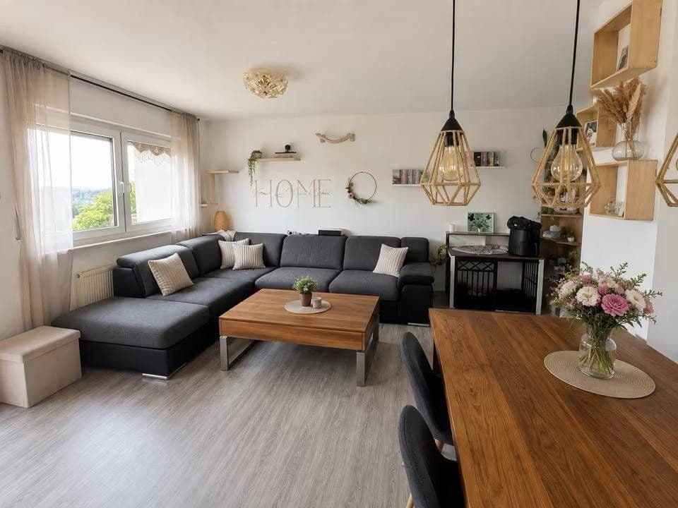 Prenájom bytu 3-izbový 76 m², Schotten, Hesensko Prenájom bytu 3-izbový 76 m², Schotten, Hesensko
