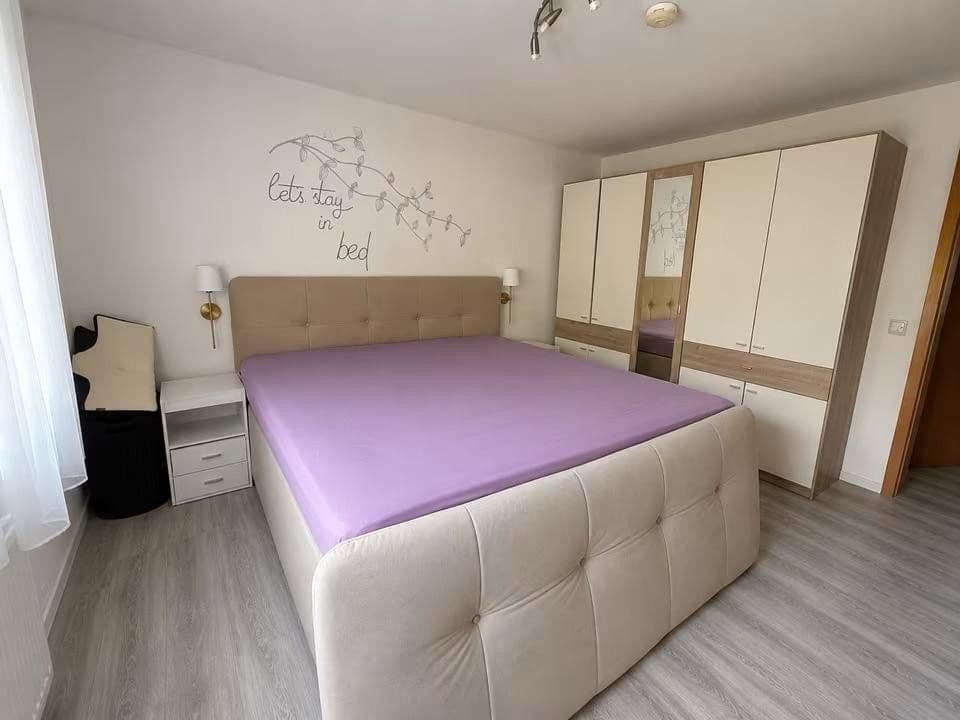 Prenájom bytu 3-izbový 76 m², Schotten, Hesensko Prenájom bytu 3-izbový 76 m², Schotten, Hesensko