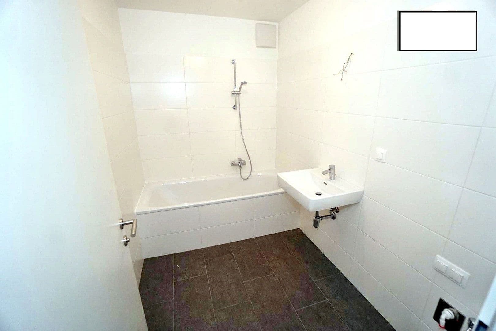 Prenájom bytu 2-izbový 55 m², Adolf Czettel Gasse 9, Wien, Viedeň Prenájom bytu 2-izbový 55 m², Adolf Czettel Gasse 9, Wien, Viedeň