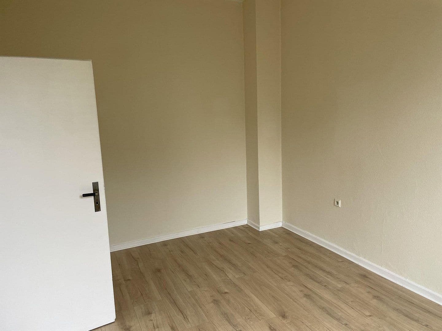 Prenájom bytu 2-izbový 43 m², Liebigstraße 74, Osnabrück, Dolné Sasko Prenájom bytu 2-izbový 43 m², Liebigstraße 74, Osnabrück, Dolné Sasko
