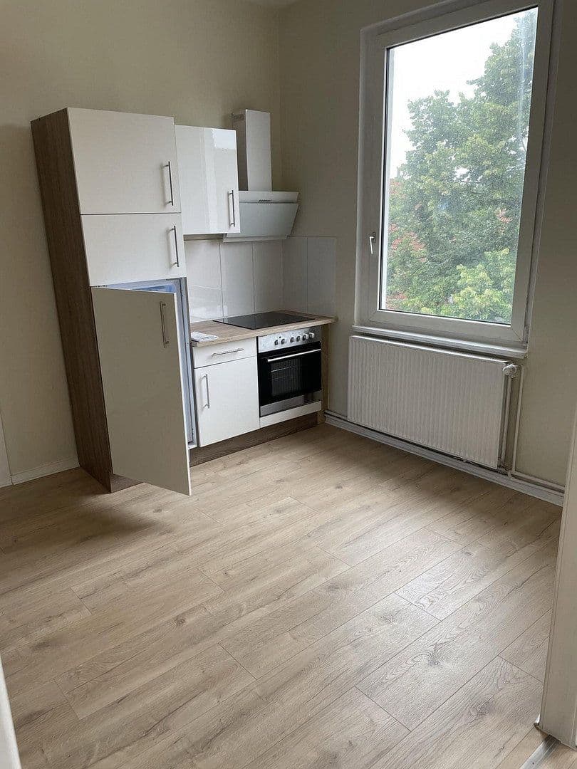 Prenájom bytu 2-izbový 43 m², Liebigstraße 74, Osnabrück, Dolné Sasko Prenájom bytu 2-izbový 43 m², Liebigstraße 74, Osnabrück, Dolné Sasko