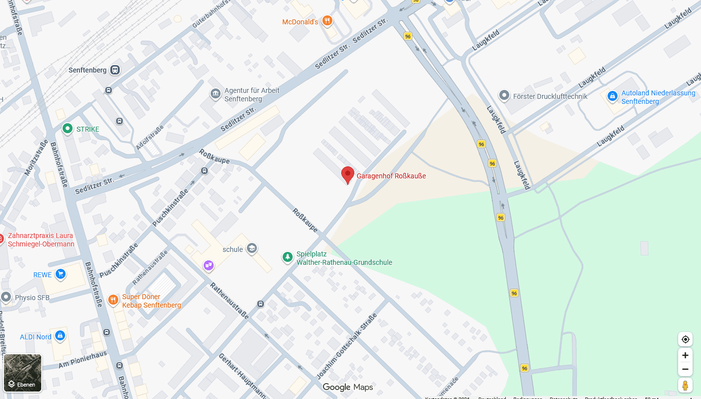 Prenájom garáže 17 m², Laugkstraße 32, Senftenberg - Zły Komorow, Brandenbursko Prenájom garáže 17 m², Laugkstraße 32, Senftenberg - Zły Komorow, Brandenbursko