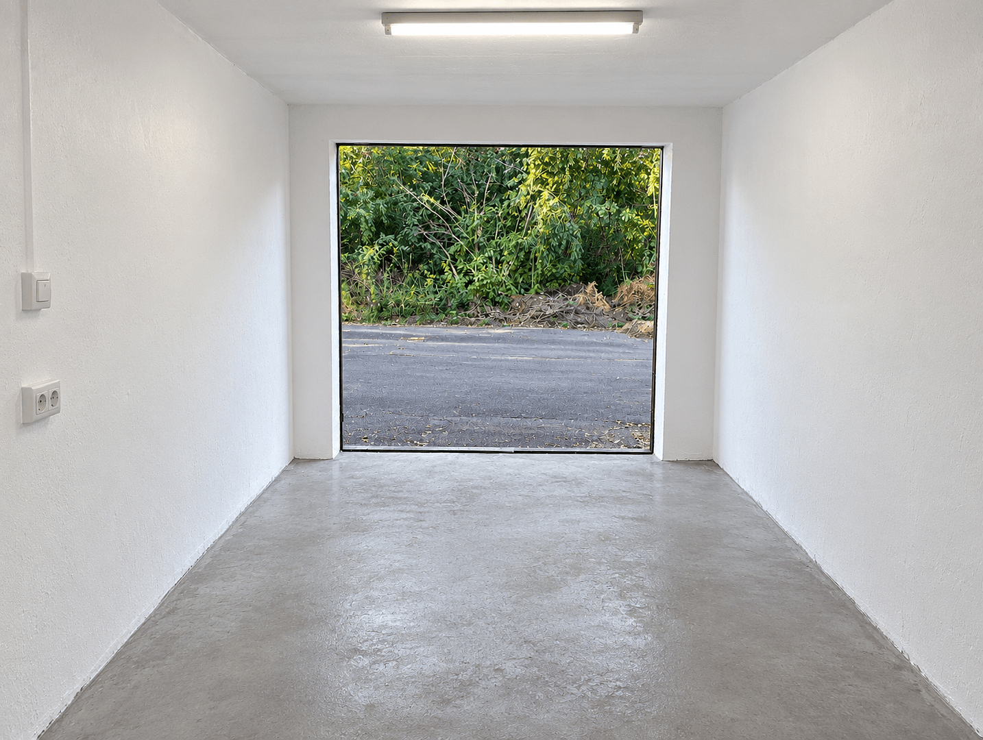 Prenájom garáže 17 m², Laugkstraße 32, Senftenberg - Zły Komorow, Brandenbursko Prenájom garáže 17 m², Laugkstraße 32, Senftenberg - Zły Komorow, Brandenbursko