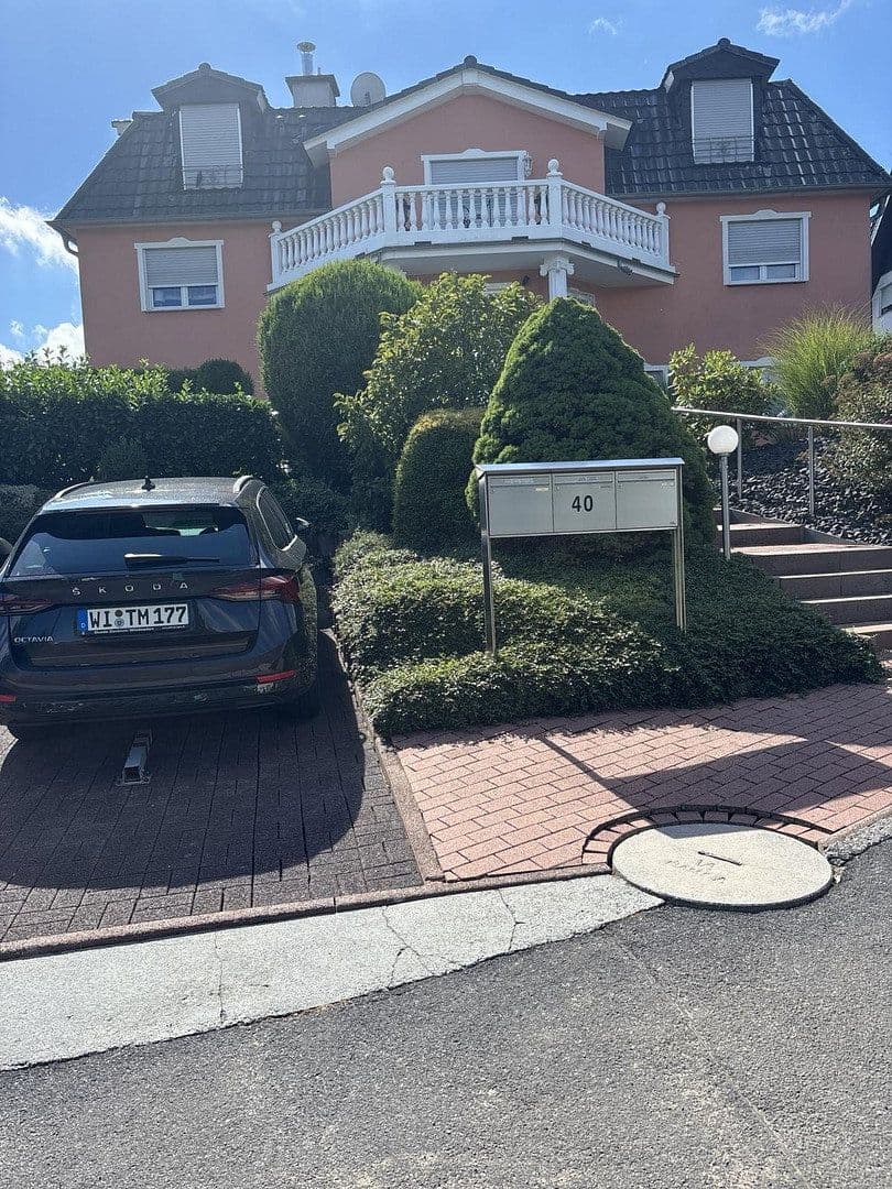 Prenájom bytu 2-izbový 60 m², Idstein, Hesensko Prenájom bytu 2-izbový 60 m², Idstein, Hesensko