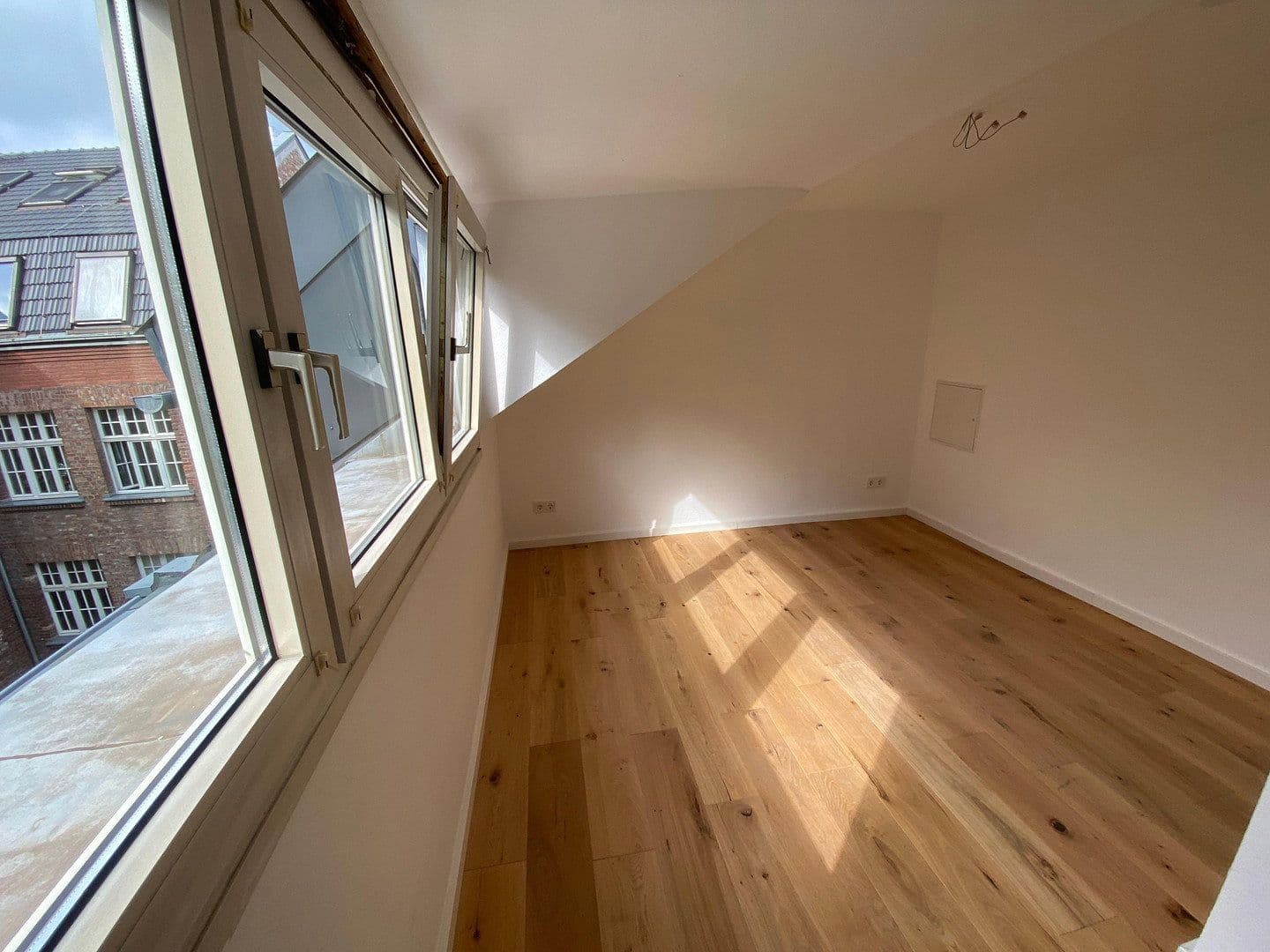 Prenájom bytu 2-izbový 34 m², Blücherstraße 8, Köln, Severné Porýnie - Westfálsko Prenájom bytu 2-izbový 34 m², Blücherstraße 8, Köln, Severné Porýnie - Westfálsko