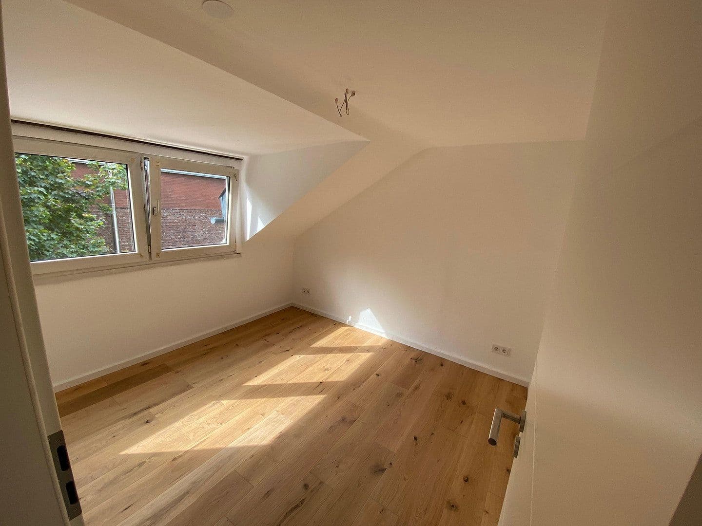 Prenájom bytu 2-izbový 34 m², Blücherstraße 8, Köln, Severné Porýnie - Westfálsko Prenájom bytu 2-izbový 34 m², Blücherstraße 8, Köln, Severné Porýnie - Westfálsko
