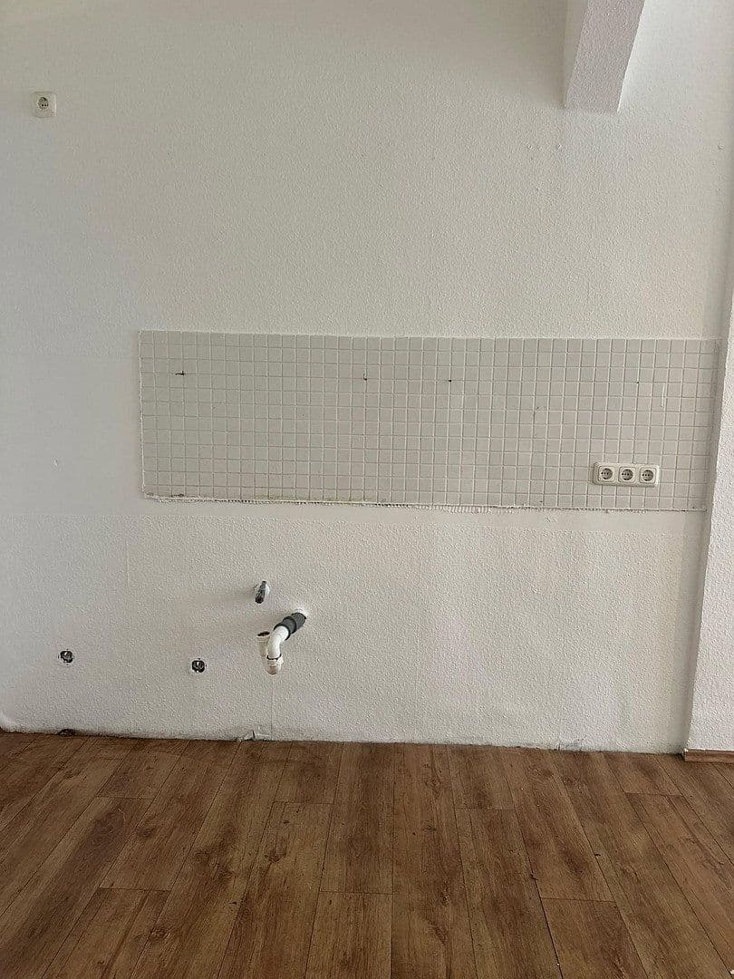 Prenájom bytu 3-izbový 77 m², Van Meenen Str 4, Solingen, Severné Porýnie - Westfálsko Prenájom bytu 3-izbový 77 m², Van Meenen Str 4, Solingen, Severné Porýnie - Westfálsko
