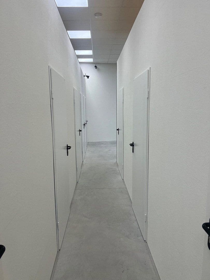Prenájom nebytového priestoru 175 m², Walschleben, Durínsko Prenájom nebytového priestoru 175 m², Walschleben, Durínsko