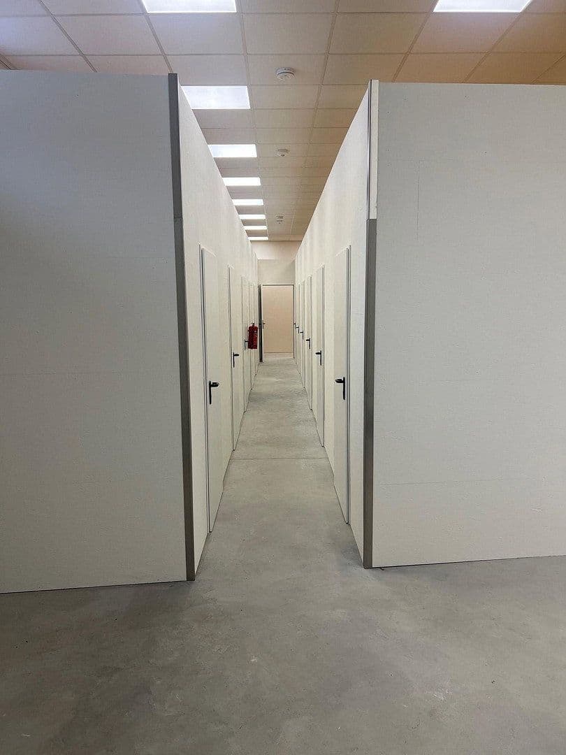 Prenájom nebytového priestoru 175 m², Walschleben, Durínsko Prenájom nebytového priestoru 175 m², Walschleben, Durínsko