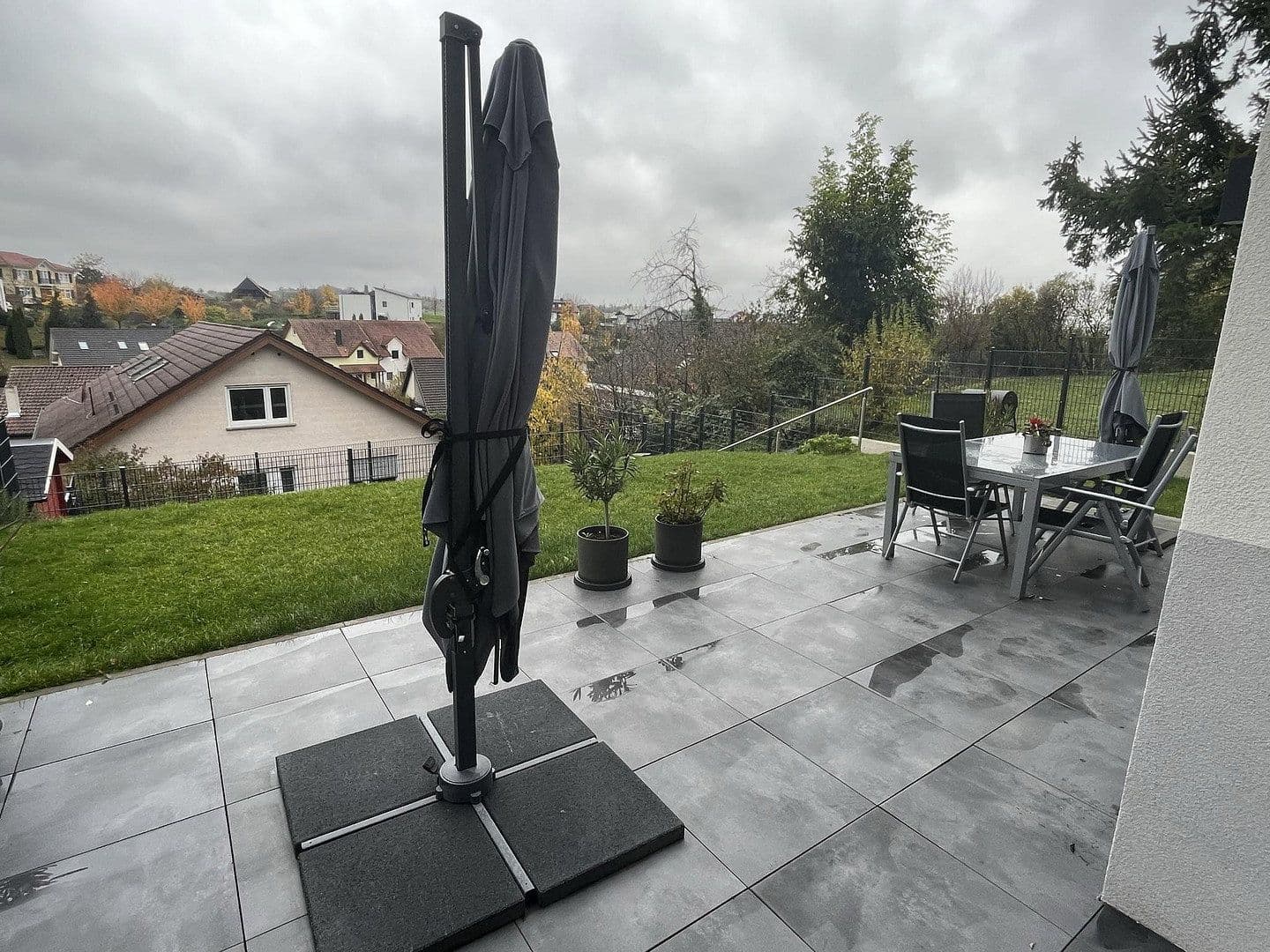 Prenájom bytu 4-izbový 117 m², Amselrain 34, Oberderdingen, Bádensko-Wurttembersko Prenájom bytu 4-izbový 117 m², Amselrain 34, Oberderdingen, Bádensko-Wurttembersko