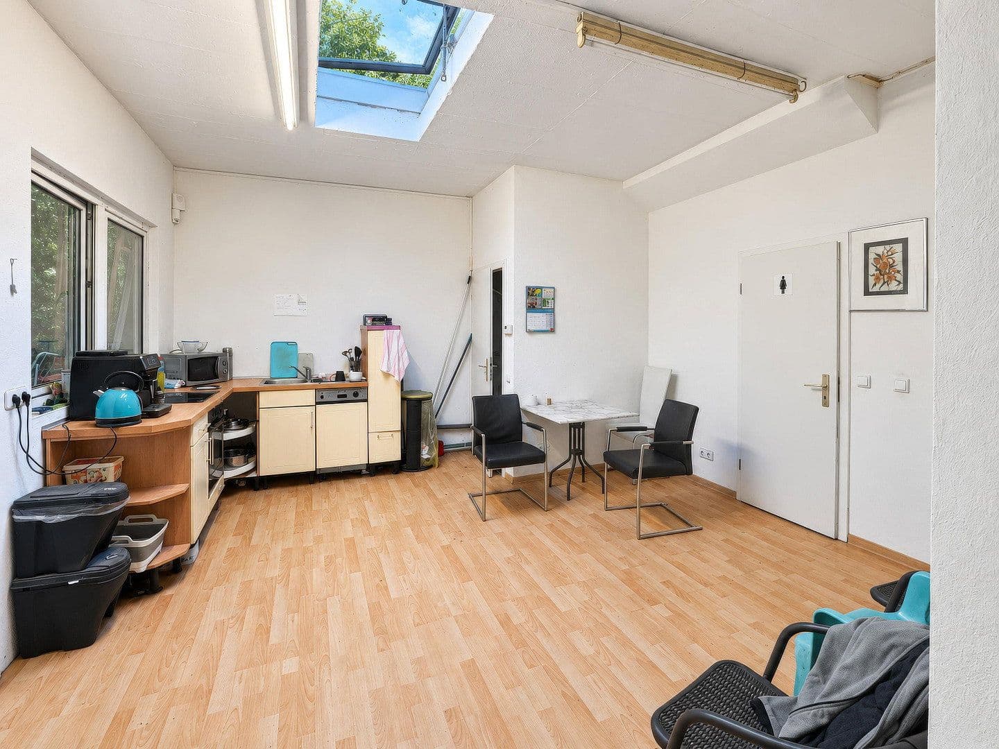 Prenájom nebytového priestoru 173 m², Leverkusen, Opladen, Severné Porýnie - Westfálsko Prenájom nebytového priestoru 173 m², Leverkusen, Opladen, Severné Porýnie - Westfálsko