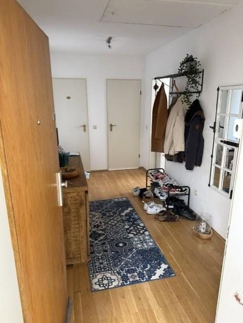 Prenájom bytu 3-izbový 95 m², Aachen, Severné Porýnie - Westfálsko Prenájom bytu 3-izbový 95 m², Aachen, Severné Porýnie - Westfálsko