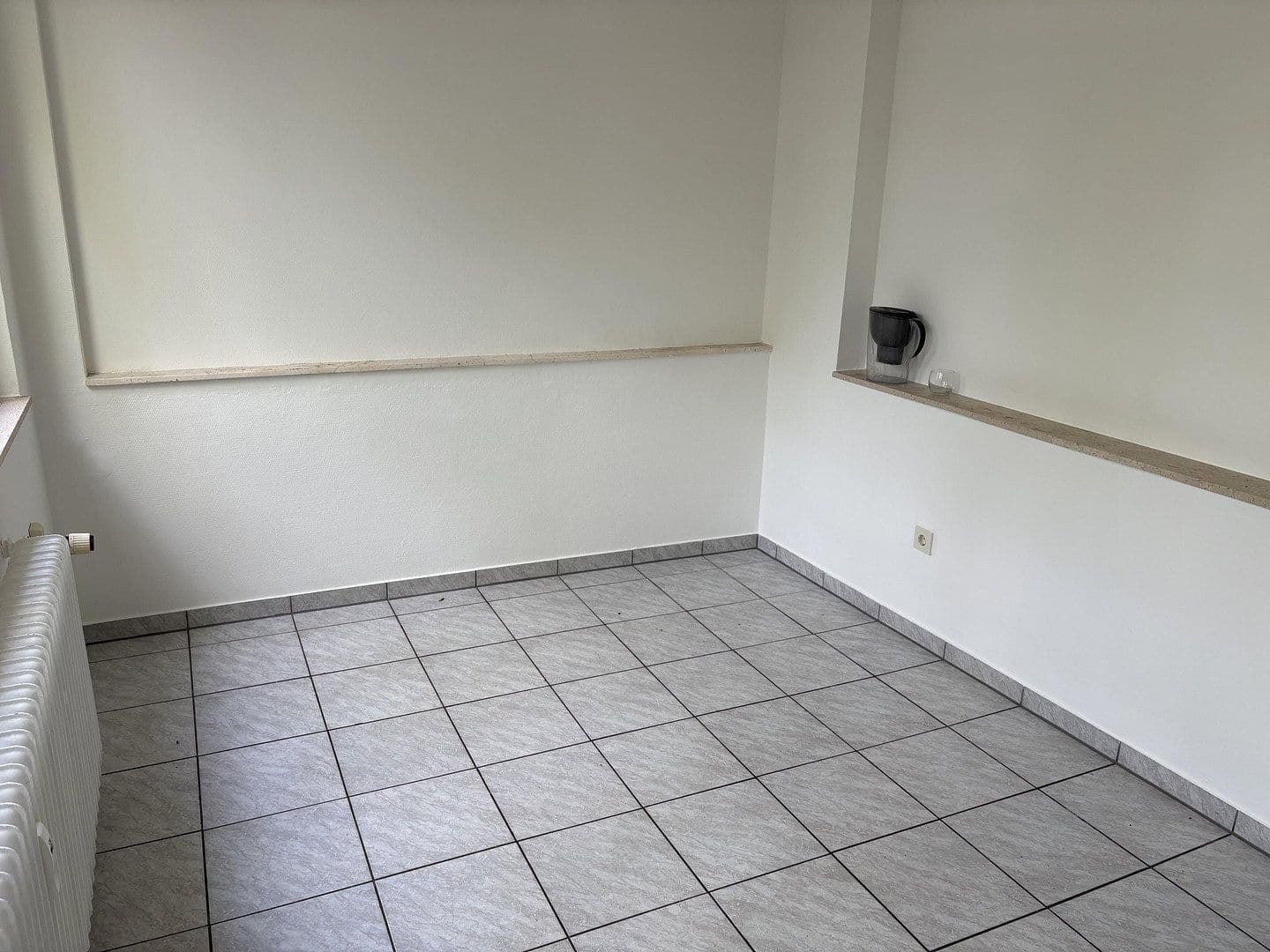 Prenájom bytu 4-izbový 128 m², Wiesbaden, Hesensko Prenájom bytu 4-izbový 128 m², Wiesbaden, Hesensko