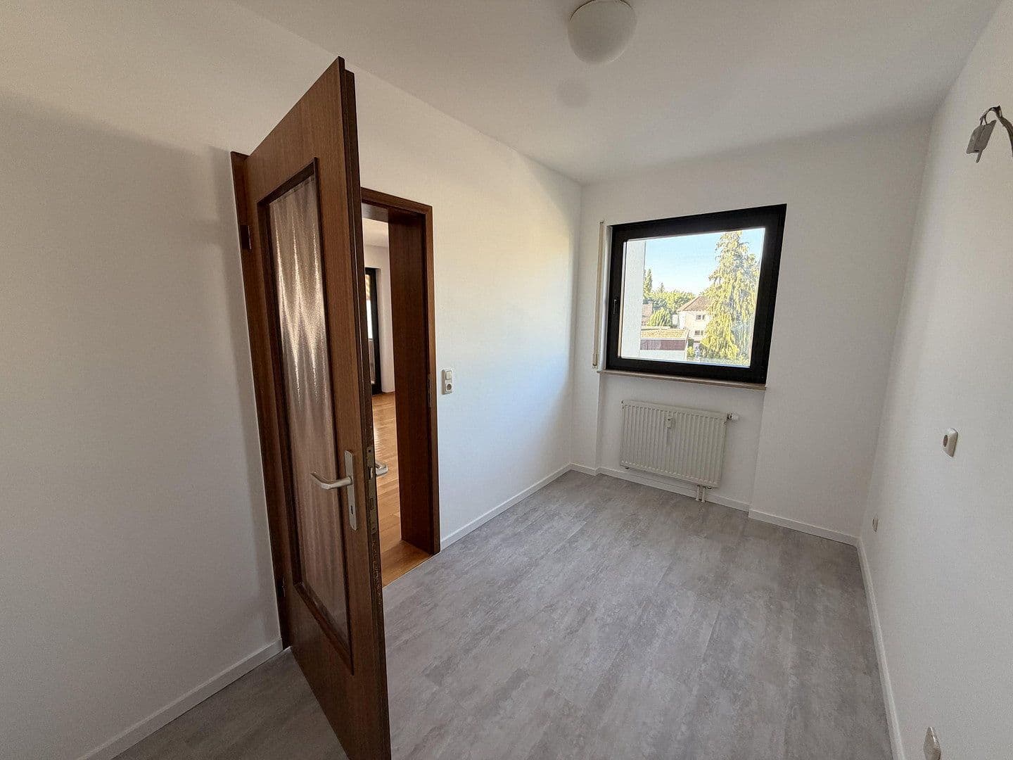 Prenájom bytu 2-izbový 63 m², Oberursel (Taunus), Hesensko Prenájom bytu 2-izbový 63 m², Oberursel (Taunus), Hesensko