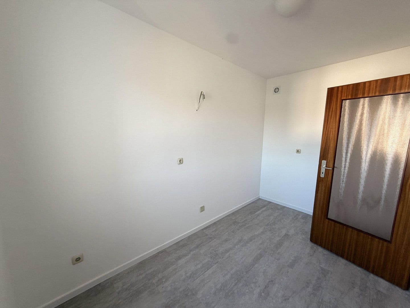 Prenájom bytu 2-izbový 63 m², Oberursel (Taunus), Hesensko Prenájom bytu 2-izbový 63 m², Oberursel (Taunus), Hesensko