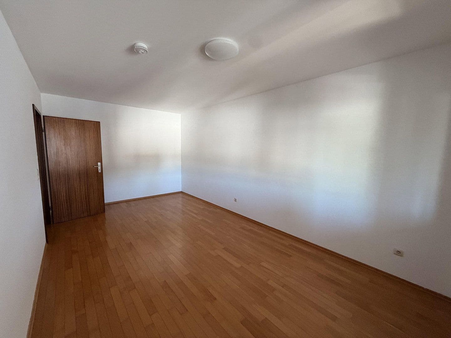 Prenájom bytu 2-izbový 63 m², Oberursel (Taunus), Hesensko Prenájom bytu 2-izbový 63 m², Oberursel (Taunus), Hesensko