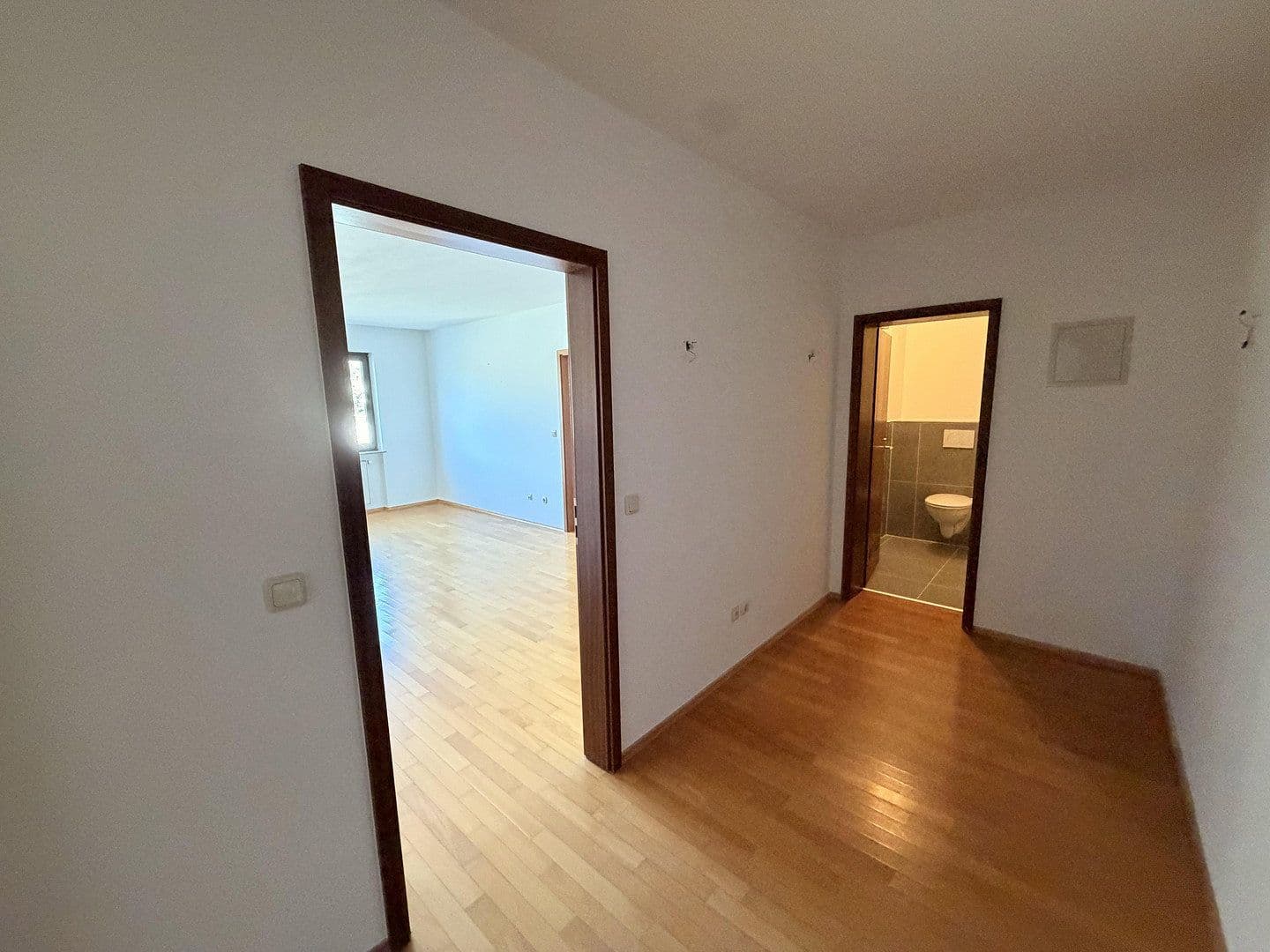 Prenájom bytu 2-izbový 63 m², Oberursel (Taunus), Hesensko Prenájom bytu 2-izbový 63 m², Oberursel (Taunus), Hesensko