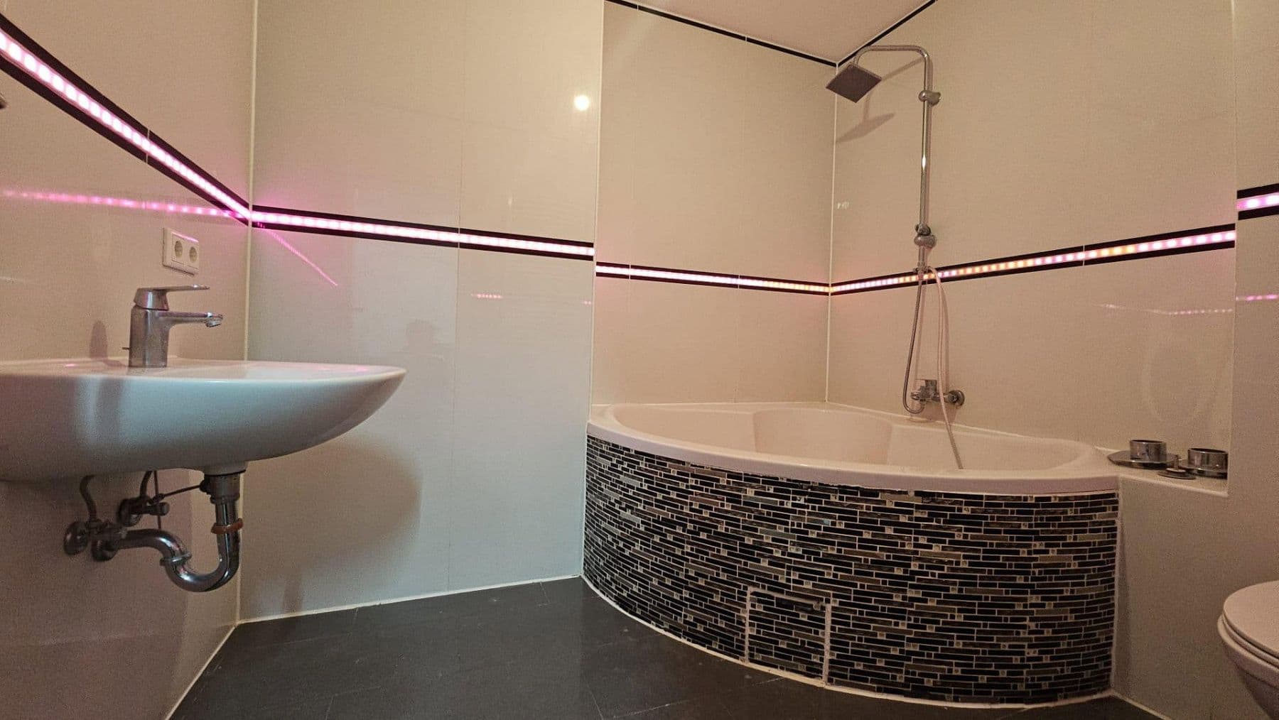 Prenájom bytu 3-izbový 80 m², Bad Vilbel, Hesensko Prenájom bytu 3-izbový 80 m², Bad Vilbel, Hesensko