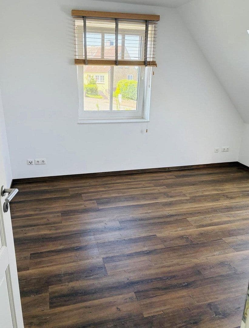 Predaj domu 161 m², pozemok 786 m², Dorfstraße 16 A, Fahrdorf, Šlezvicko-Holštajnsko Predaj domu 161 m², pozemok 786 m², Dorfstraße 16 A, Fahrdorf, Šlezvicko-Holštajnsko