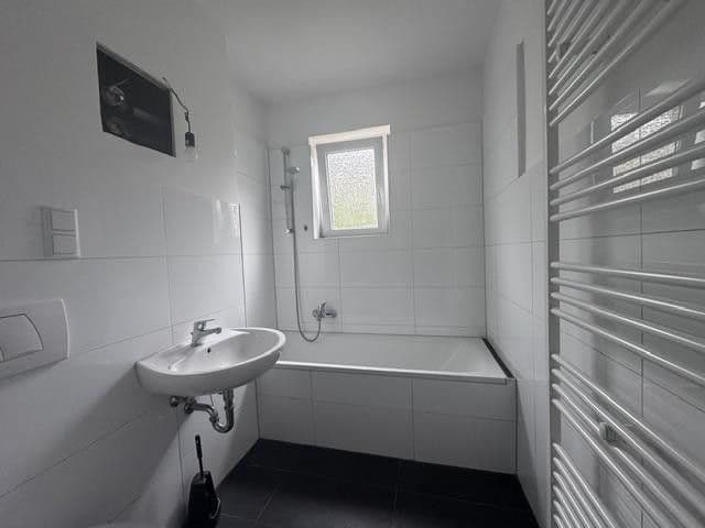 Prenájom bytu 3-izbový 62 m², Beulshäuser Straße 6, Einbeck, Dolné Sasko Prenájom bytu 3-izbový 62 m², Beulshäuser Straße 6, Einbeck, Dolné Sasko