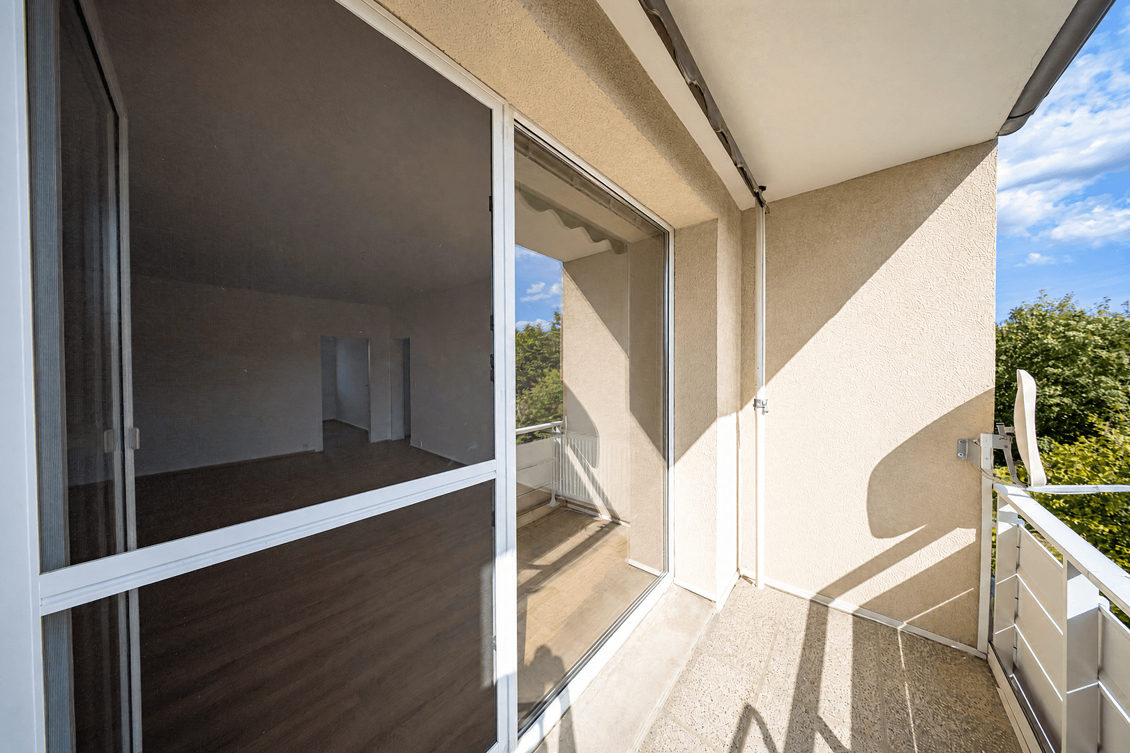 Prenájom bytu 4-izbový 75 m², Puschkinstraße 24, Bitterfeld-Wolfen, Sasko-Anhaltsko Prenájom bytu 4-izbový 75 m², Puschkinstraße 24, Bitterfeld-Wolfen, Sasko-Anhaltsko