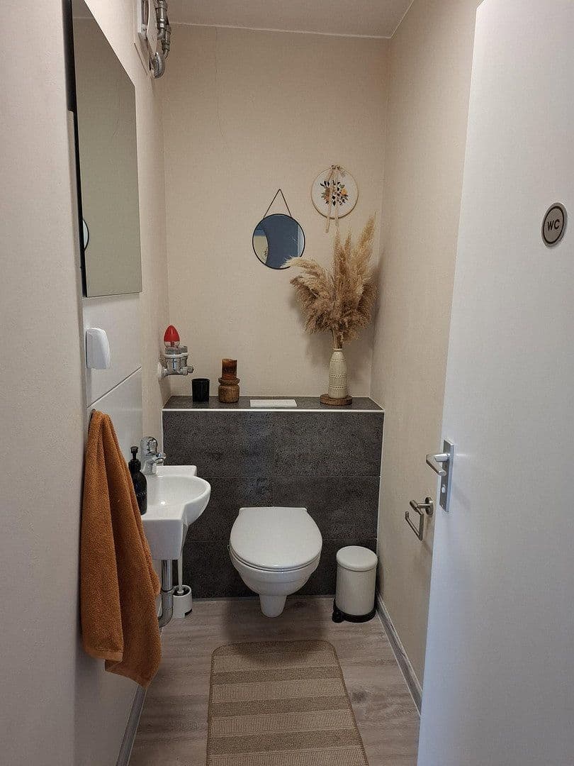 Predaj bytu 3-izbový 83 m², Birkenfeld, Porýnie-Falcko Predaj bytu 3-izbový 83 m², Birkenfeld, Porýnie-Falcko