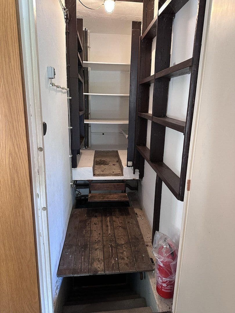 Predaj domu 169 m², pozemok 3.183 m², Karstraße 17a, Nettetal, Severné Porýnie - Westfálsko Predaj domu 169 m², pozemok 3.183 m², Karstraße 17a, Nettetal, Severné Porýnie - Westfálsko