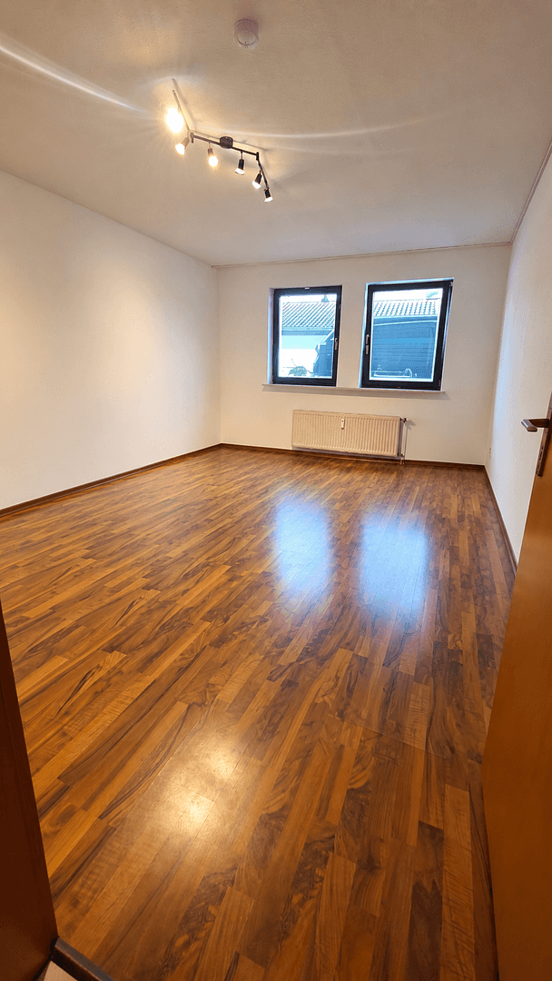 Prenájom bytu 2-izbový 70 m², Alzey, Porýnie-Falcko Prenájom bytu 2-izbový 70 m², Alzey, Porýnie-Falcko