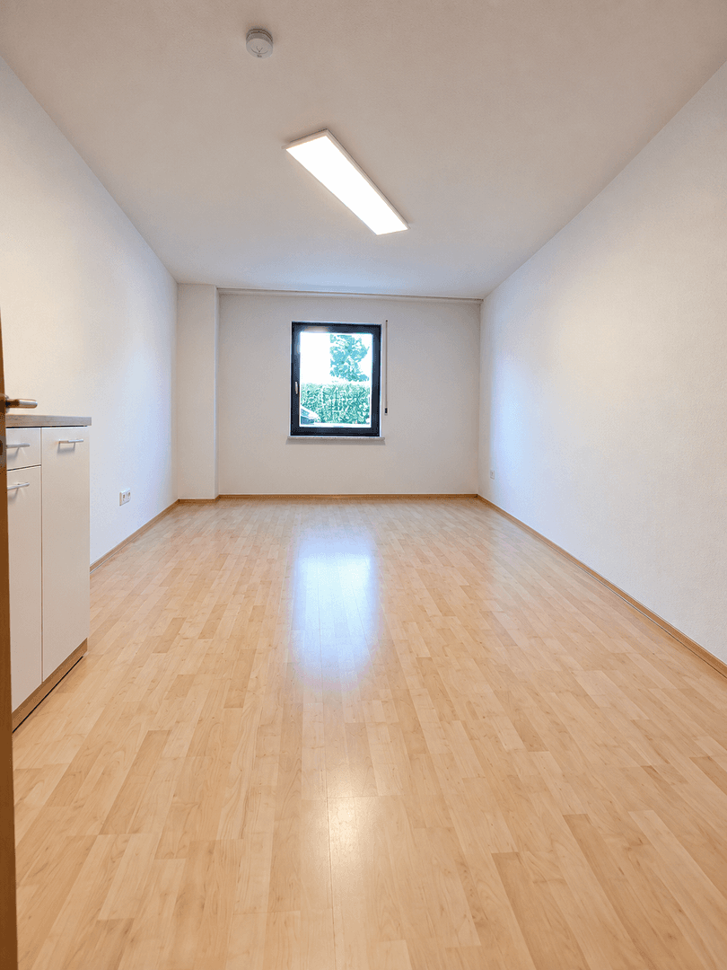 Prenájom bytu 2-izbový 70 m², Alzey, Porýnie-Falcko Prenájom bytu 2-izbový 70 m², Alzey, Porýnie-Falcko