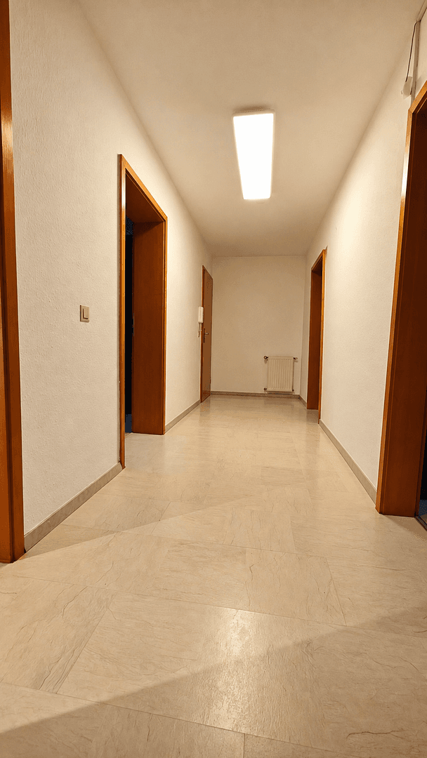 Prenájom bytu 2-izbový 70 m², Alzey, Porýnie-Falcko Prenájom bytu 2-izbový 70 m², Alzey, Porýnie-Falcko