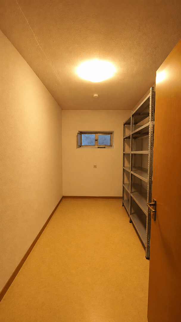 Prenájom bytu 2-izbový 70 m², Alzey, Porýnie-Falcko Prenájom bytu 2-izbový 70 m², Alzey, Porýnie-Falcko