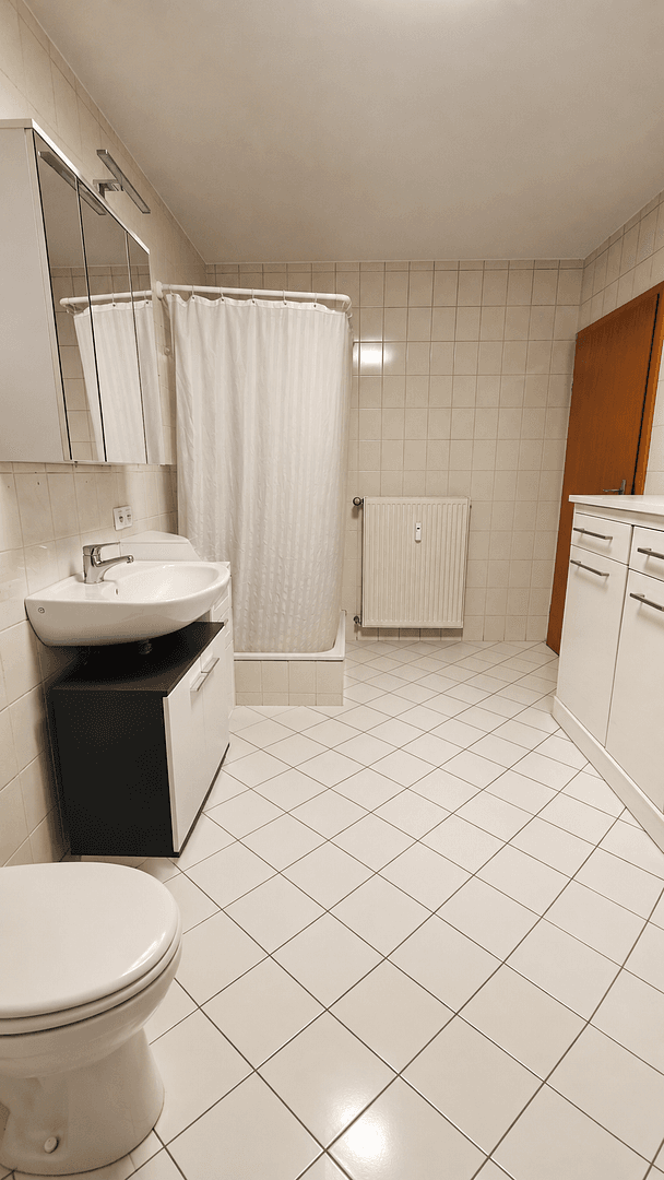 Prenájom bytu 2-izbový 70 m², Alzey, Porýnie-Falcko Prenájom bytu 2-izbový 70 m², Alzey, Porýnie-Falcko