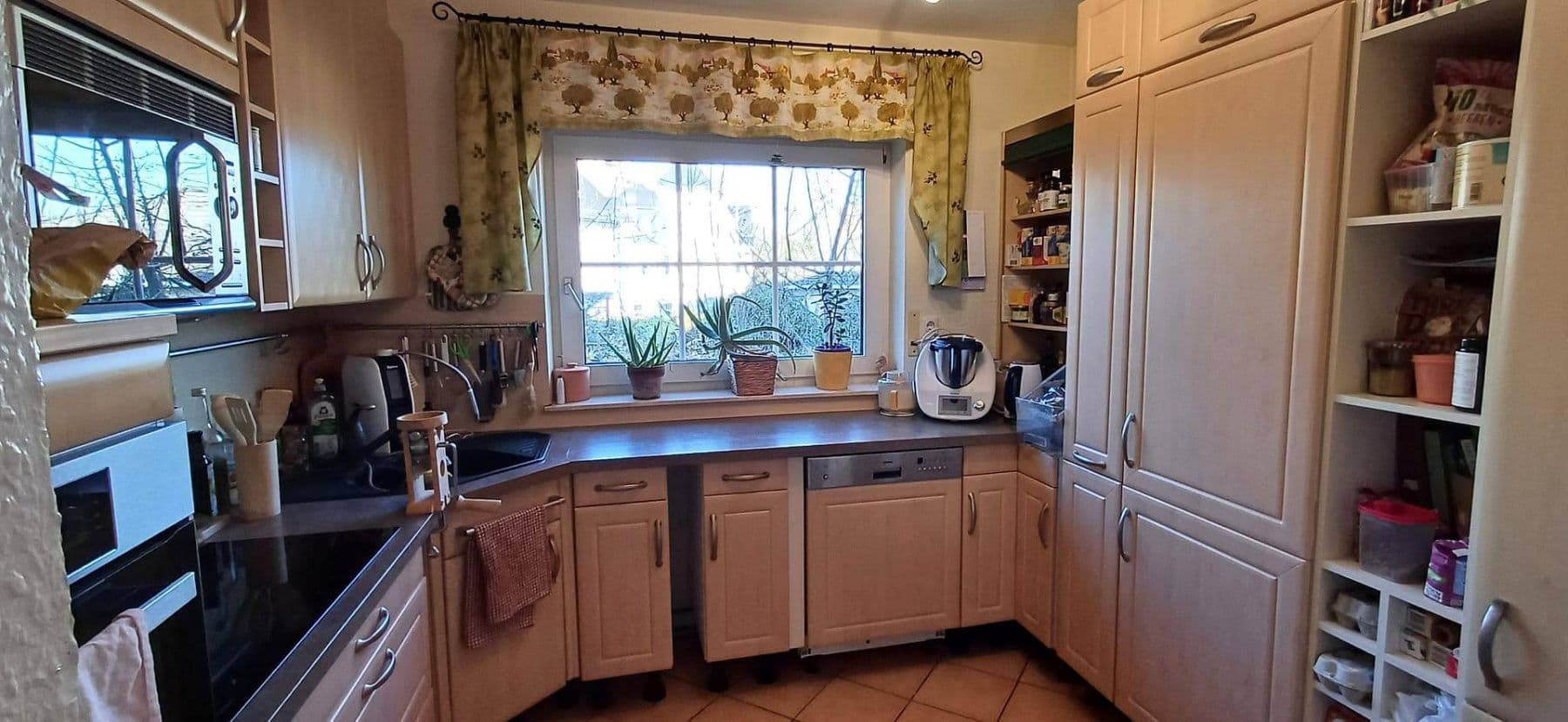 Predaj domu 200 m², pozemok 274 m², Geisenheim, Hesensko Predaj domu 200 m², pozemok 274 m², Geisenheim, Hesensko