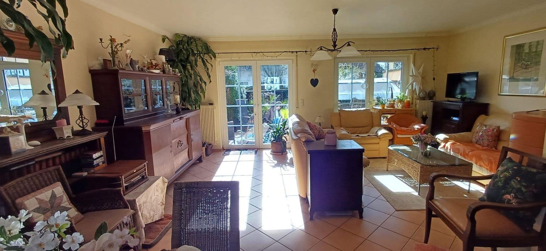 Predaj domu 200 m², pozemok 274 m², Geisenheim, Hesensko Predaj domu 200 m², pozemok 274 m², Geisenheim, Hesensko