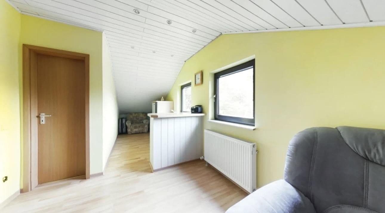 Predaj domu 244 m², pozemok 723 m², Kaiserslautern, Porýnie-Falcko Predaj domu 244 m², pozemok 723 m², Kaiserslautern, Porýnie-Falcko