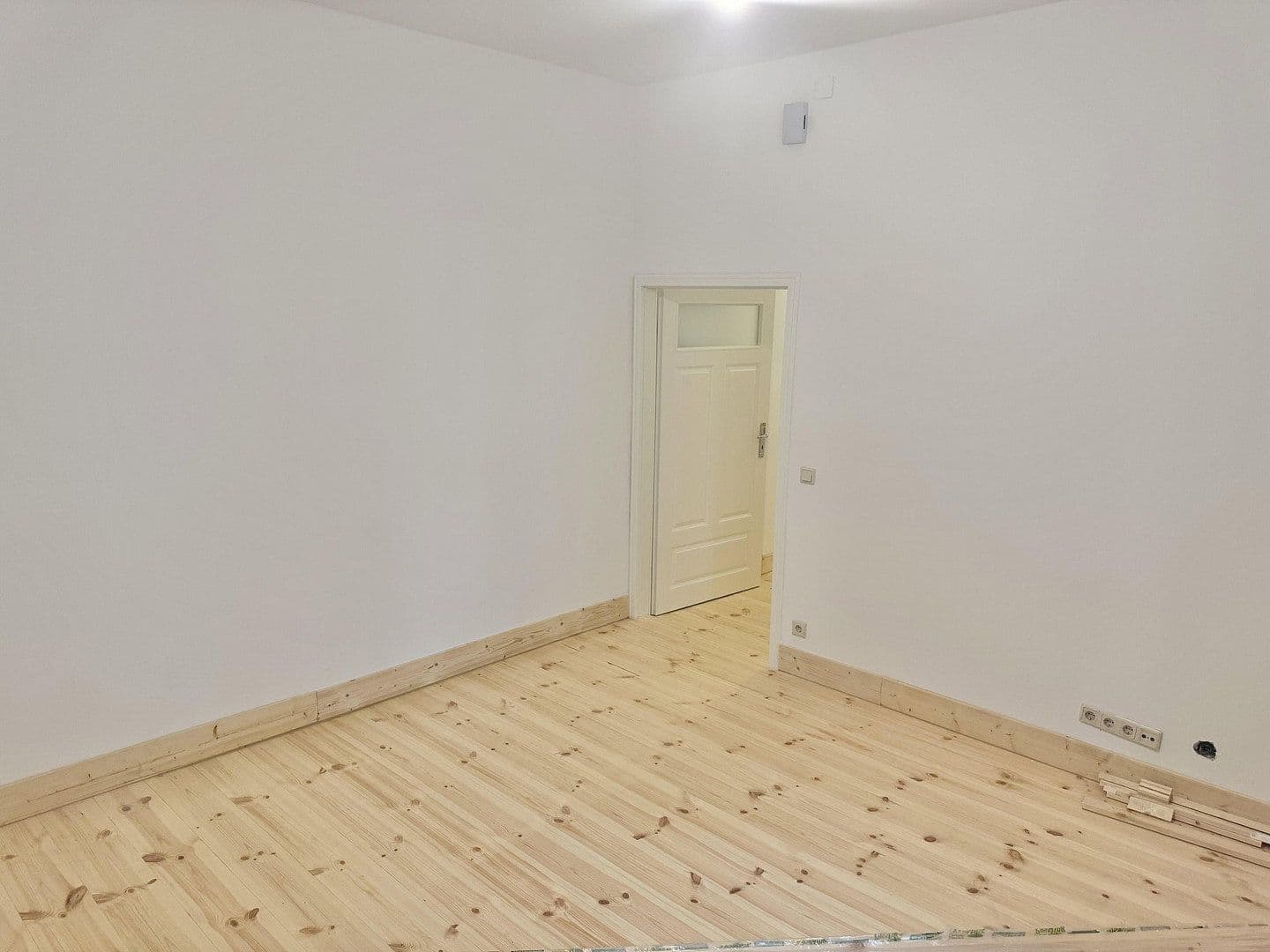Prenájom kancelárie 155 m², Grolmanstr. 56, Berlin, Berlín Prenájom kancelárie 155 m², Grolmanstr. 56, Berlin, Berlín