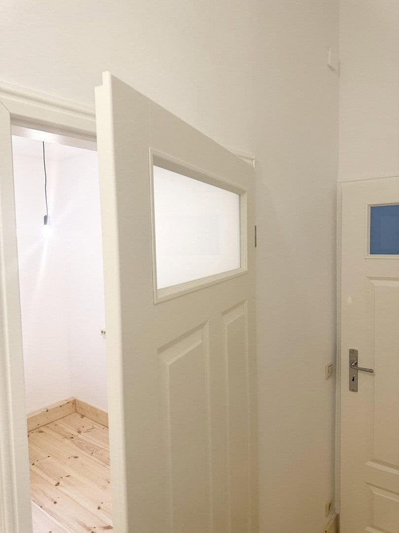 Prenájom kancelárie 155 m², Grolmanstr. 56, Berlin, Berlín Prenájom kancelárie 155 m², Grolmanstr. 56, Berlin, Berlín
